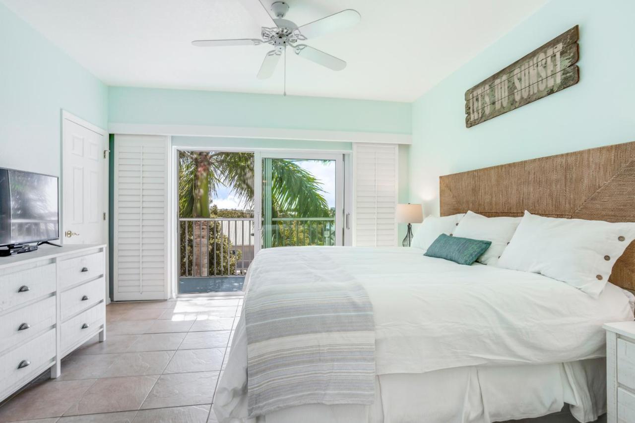 Sunshine On My Shoulders Apartment Marco Island Exterior photo