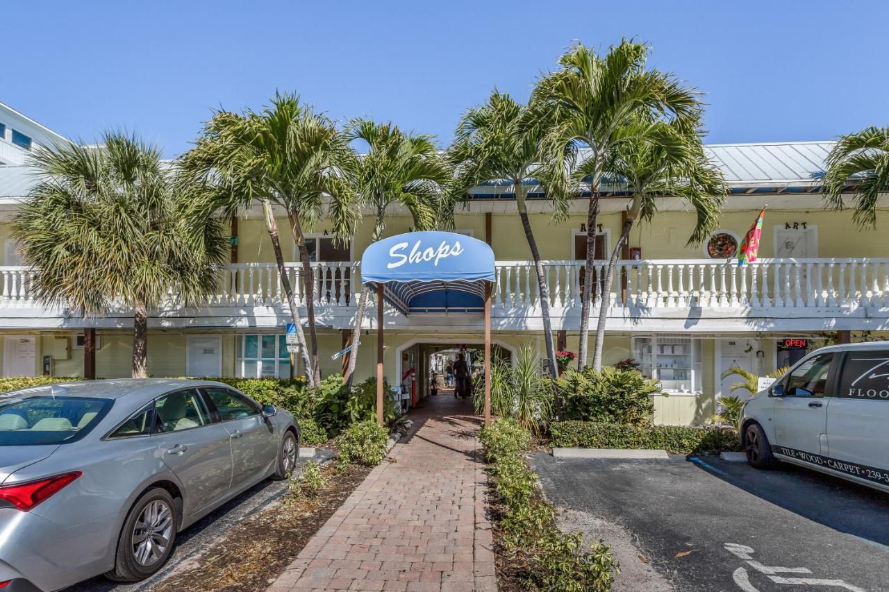 Sunshine On My Shoulders Apartment Marco Island Exterior photo